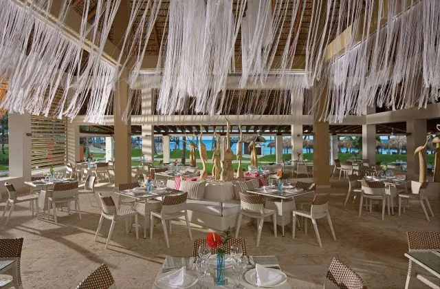 Hotel Breathless Punta Cana restaurante carte